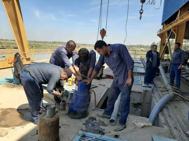 گالری شماره 7 ایستگاه پمپاژ کوت امیر لایروبی شد