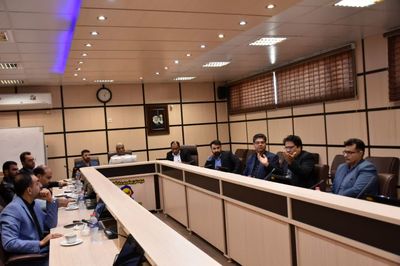 جلسه آموزشی کارشناسان امور آب منطقه جنوب خوزستان برای مقابله با بحران‌های آبی در حوضه آبریز کارون