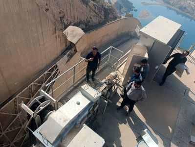 عملیات تست خشک دریچه های سرریز سد و نیروگاه شهید عباسپور با موفقیت انجام شد