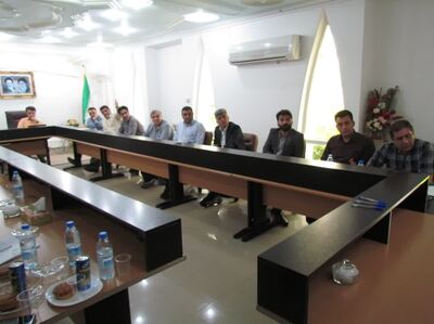 برگزاری نشست مشترک معاون و مدیران حوزه معاونت شبکه های آبیاری و زهکشی سازمان آب و برق خوزستان و مدیران عامل شرکت های طرف قرارداد در دزفول