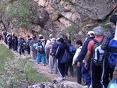 کارشناسان شبکه های آبیاری شمال خوزستان کیفیت آب آبشار شوی را اندازه گیری کردند