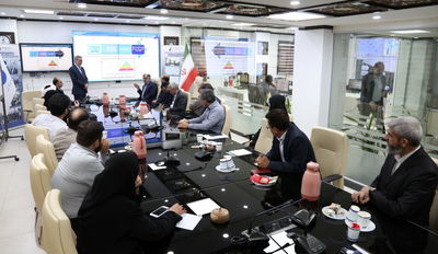 بازدید رییس ستاد ملی روایت پیشرفت نهاد ریاست جمهوری از رصدخانه آب و انرژی سازمان آب و برق خوزستان