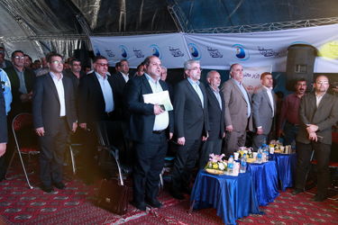 گزارش تصویری از بهره برداری نخستین قفل کشتیرانی ایران در سد سلولی بالادست رودخانه بهمنشیر