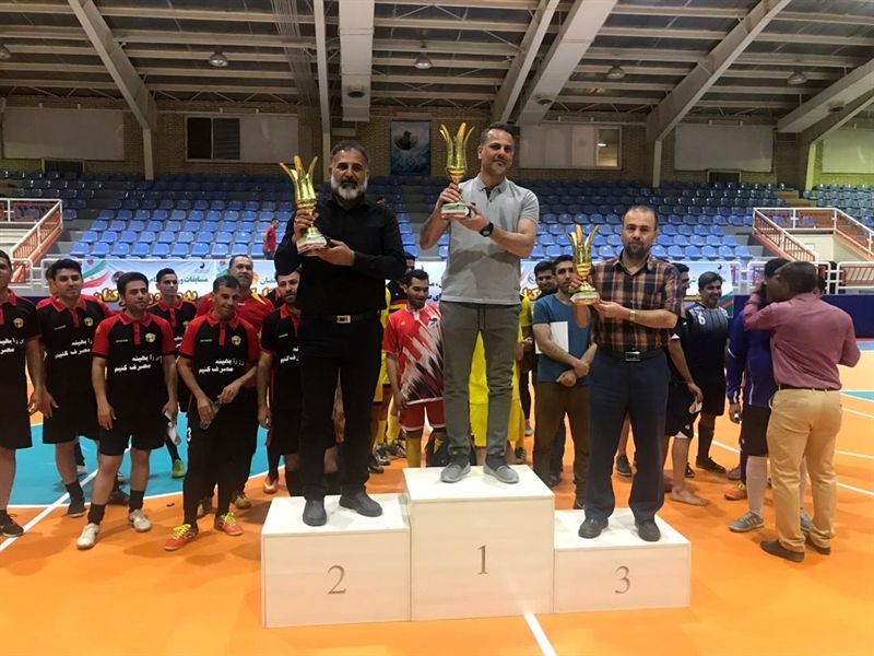 قهرمانی سازمان آب و برق خوزستان در مسابقات فوتسال کمیته ورزش صنعت آب و برق

