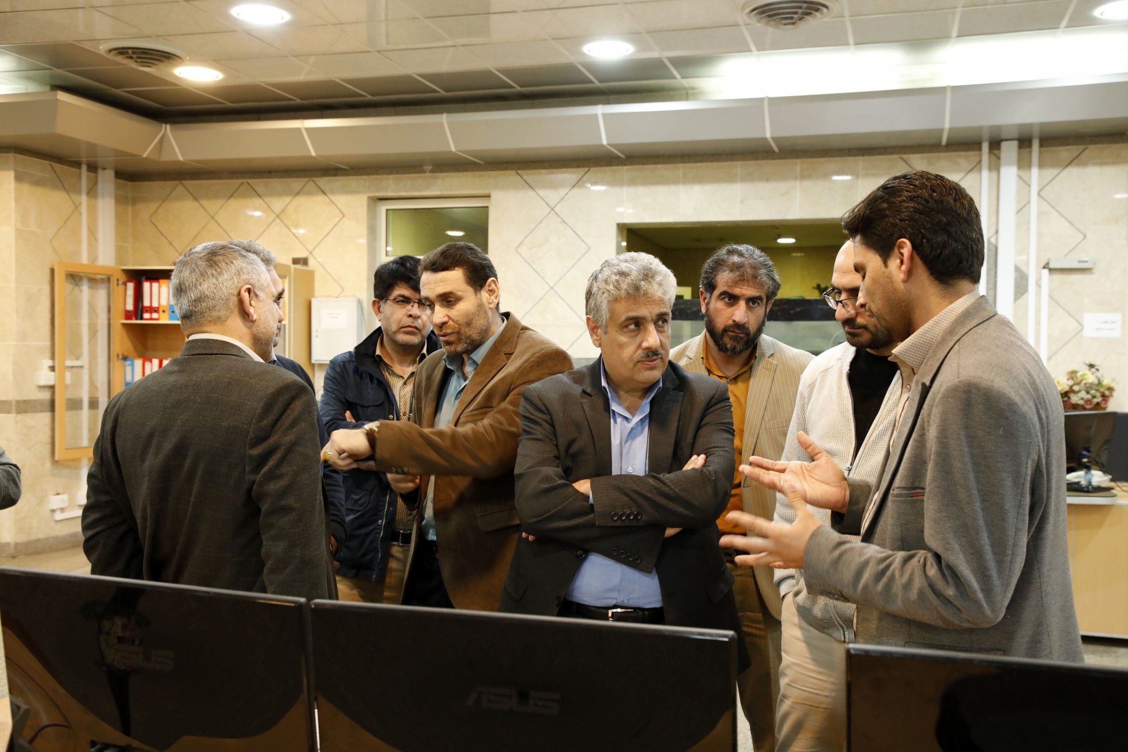 بازدید مدیر مرکز مدیریت نیروگاه‌های برقآبی کشور از سد و نیروگاه کارون3