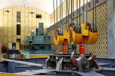 دمونتاژ روتور ۱۶۵ تنی شماره ۵ نیروگاه سد دز
