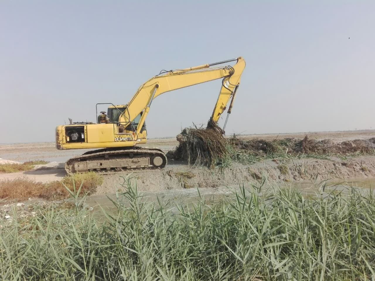 زهکش روستای آلبوحصار شادگان لایروبی شد