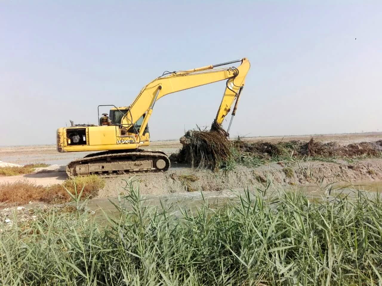 زهکش روستای آلبوحصار شادگان لایروبی شد