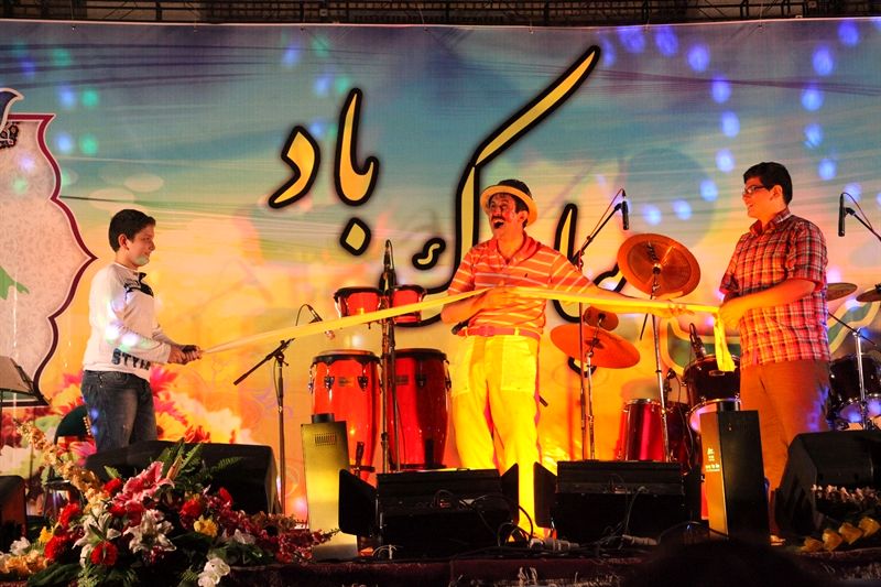 برگزاری جشن بزرگ دهه ولایت به مناسبت عید غدیرخم در سالن ورزشی بوستان