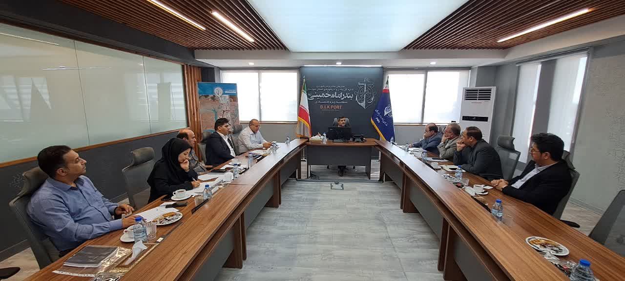 تعیین آب بهاء و عقد قرارداد شرکت آب جنوب شرق با سازمان بنادر و دریانوردی استان خوزستان