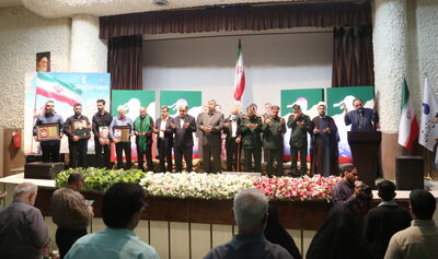 آیین گرامیداشت هفته دفاع مقدس در سازمان آب و برق خوزستان برگزار شد