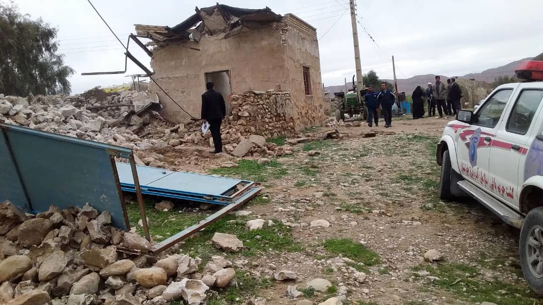 بناها و املاک متروکه حریم مخزن سد جره تخریب می شوند