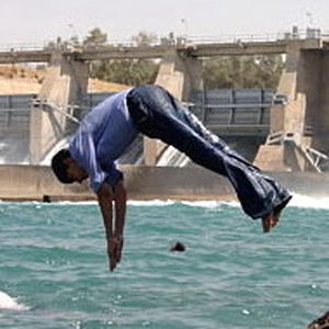 شنا در کانالهای آبیاری شمال خوزستان ممنوع است