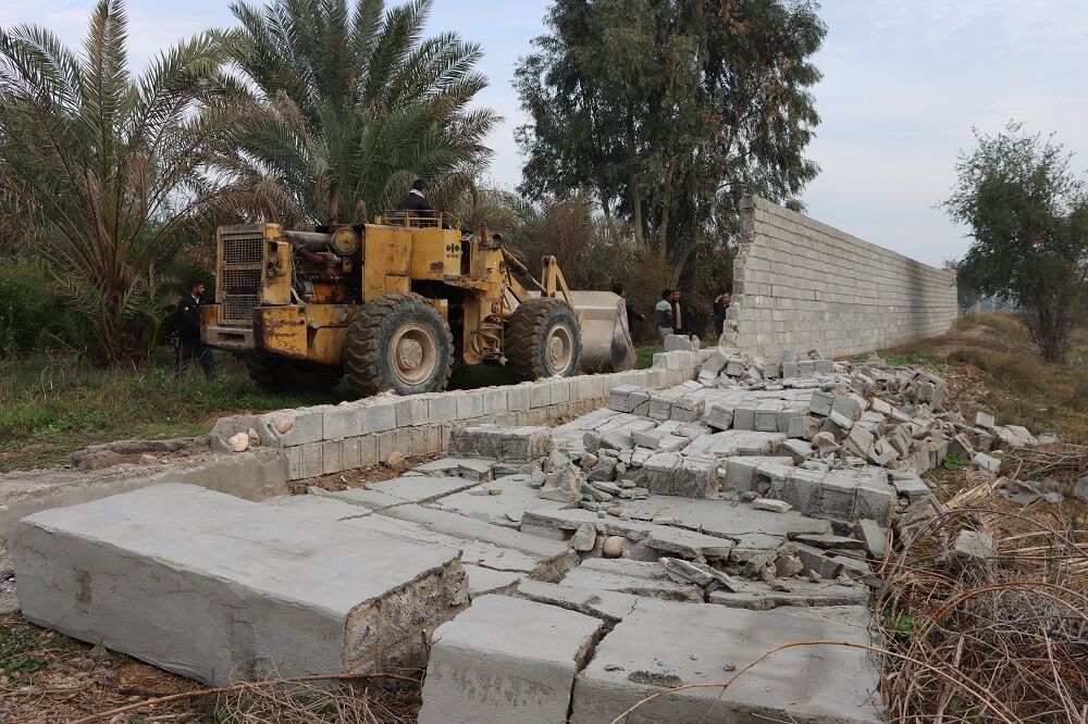 احکام قضایی در محدوده شرکت آبیاری کارون بزرگ اجرا شد
