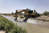 کانال درجه یک p1 شبکه آبیاری شمال شرق اهواز لایروبی شد
