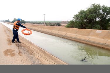 مانور نجات غریق در شرکت آب جنوب شرق برگزار شد.