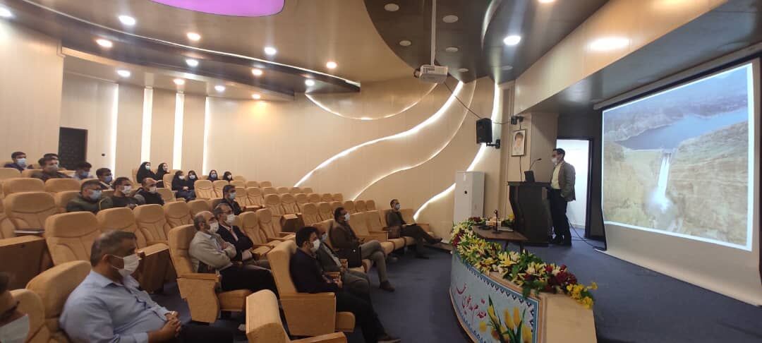 برگزاری کارگروه تخصصی معرفی اولویت های پژوهشی و فناوری شرکت بهره برداری مارون