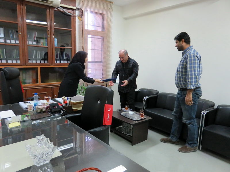 قدردانی از مدال آوری کارمند سازمان آب وبرق خوزستان در مسابقات جهانی تکواندو