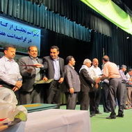 کارمندان نمونه شبکه های آبیاری شمال خوزستان معرفی شدند