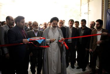 دومین جشنواره و مسابقات فناوری های نوین صنعت آب و برق در اهواز آغاز به کار کرد