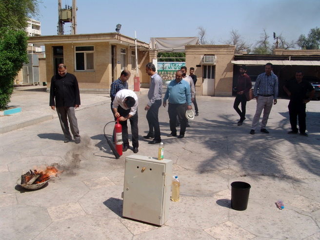 برگزاری مانور اطفای حریق در ستاد شرکت تعمیرات نیروگاههای برق آبی خوزستان