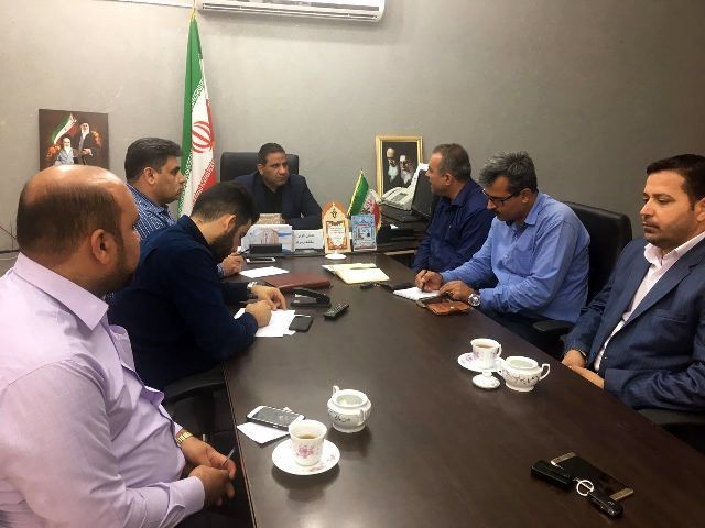 نشست هم‌اندیشی شرکت آبیاری کرخه و شاوور با بخشدار مرکزی حمیدیه