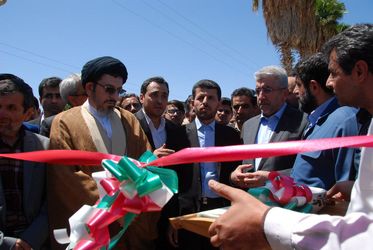 تصاویر آیین بهره برداری از فاز اول طرح جامع آبرسانی به شهرستان دزفول و کلنگ زنی آغاز فاز دوم طرح