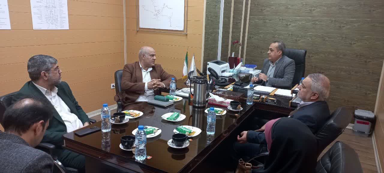 بازدید اعضای هیئت علمی گروه برق دانشگاه شهید چمران اهواز از تاسیسات کوت امیر شرکت آب جنوب شرق 