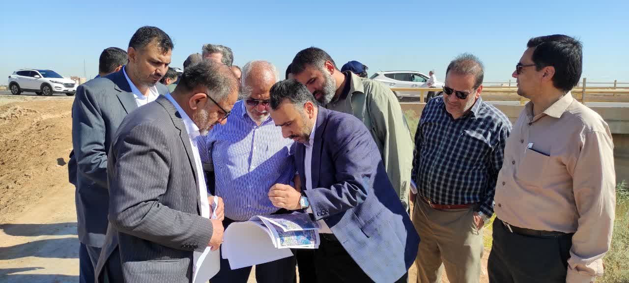 بازدید مدیر عامل سازمان آب و برق خوزستان از کانال سلمان اهواز