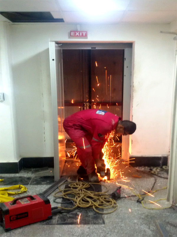 پایان تعمیرات اساسی آسانسور نیروگاه مارون