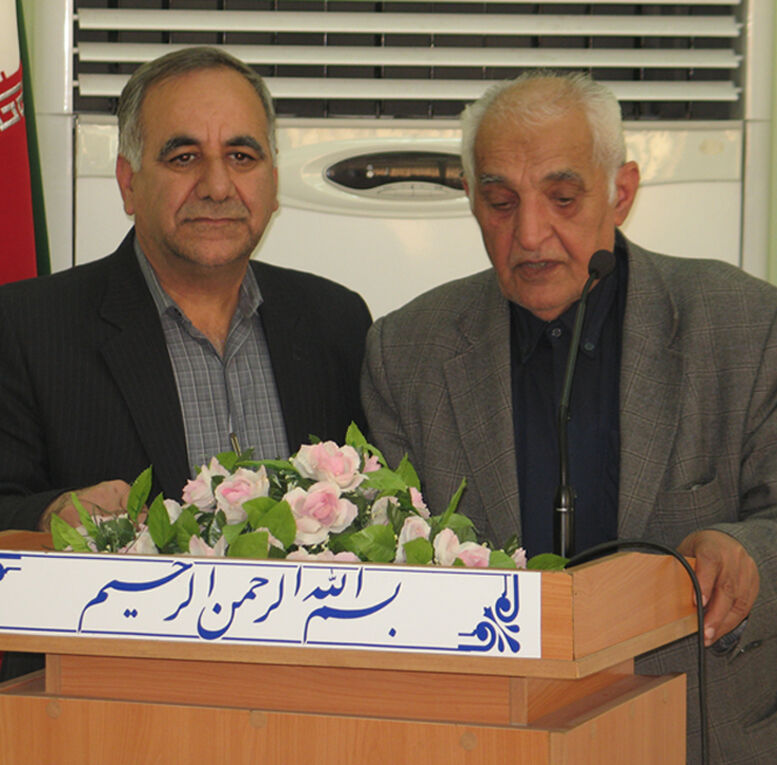 تجلیل از پیشکسوت صنعت آب و برق در سد و نیروگاه دز