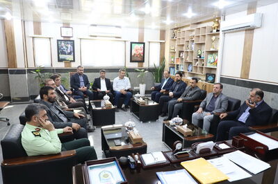 مدیرعامل سازمان آب و برق خوزستان با فرمانده انتظامی خوزستان دیدار کرد