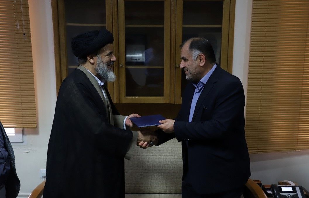 قدردانی مسئول بعثه مقام معظم رهبری در منطقه خوزستان از مدیرعامل سازمان آب و برق خوزستان