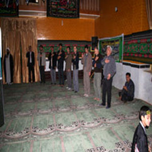 فریاد یا ثارالله عاشوراییان در کنار قبور شهدای سد شهید عباسپور