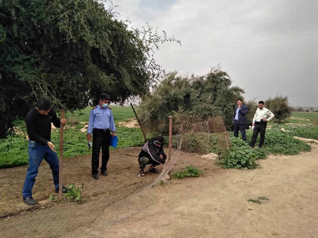 جمع آوری  حصار و ممانعت از  اسکان در حریم کانال ها و زهکش های تحت پوشش شرکت بهره برداری از شبکه های آبیاری کارون بزرگ