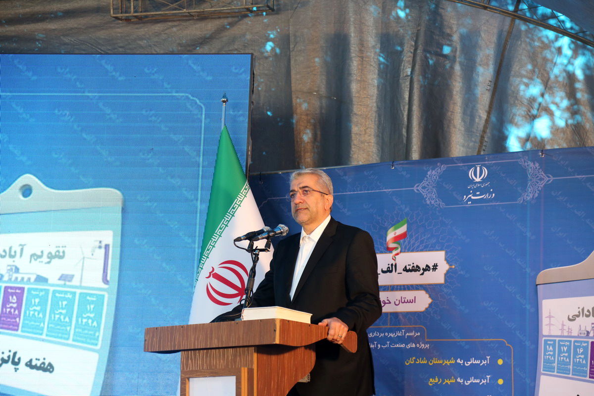 گزارش تصویری آیین افتتاح خط انتقال هزار و ۳۰۰ میلیمتری طرح آبرسانی غدیر به شهرستان شادگان

