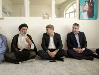 دیدار مدیرعامل با نماینده ولی فقیه در استان خوزستان