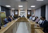 آیین تجلیل از کارکنان خانواده شهید در شرکت زهره و جراحی به مناسبت هفته دفاع مقدس برگزار شد