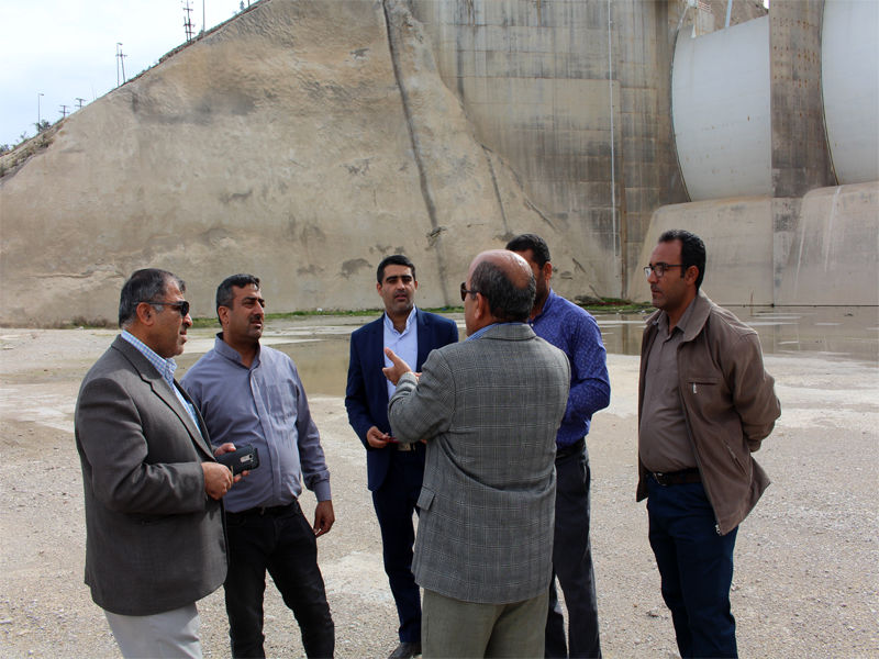 بازدید کشاورزان شهرستان رامشیر از سد مخزنی مارون