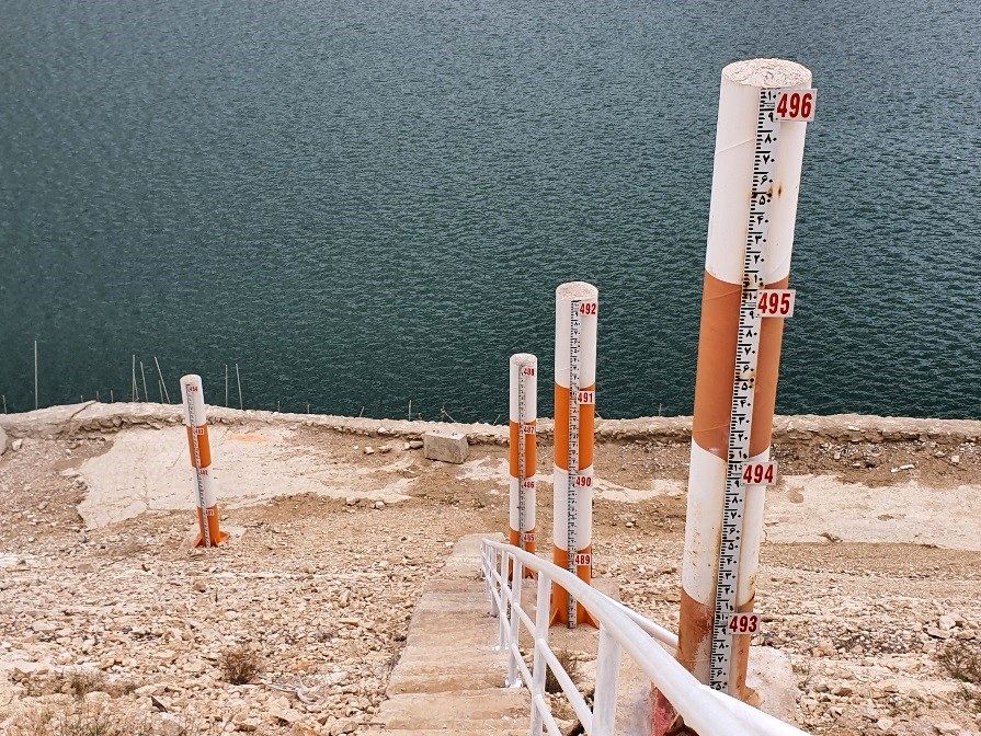 پایان عملیات بهسازی ملزومات بدنه و تاج سد مارون