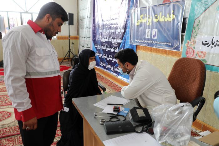 خدمت رسانی گروه های جهادی سازمان آب وبرق خوزستان و شهیدعلیدادی در روستاهای دزپارت