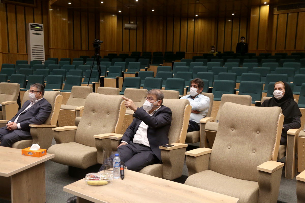 گزارش تصویری از نشست تصویب برنامه های راهبردی سازمان آب و برق خوزستان