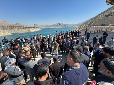 بازدید میدانی مسئولین و کشاورزان از سد مارون