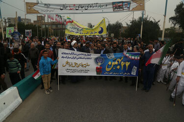 edited-rahpeymaie 22 bahman (145) (resize)