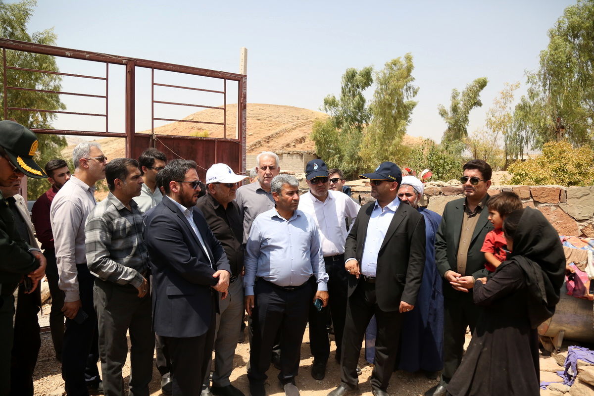 بازدید معاون وزیر نیرو از شهرستان مسجد سلیمان