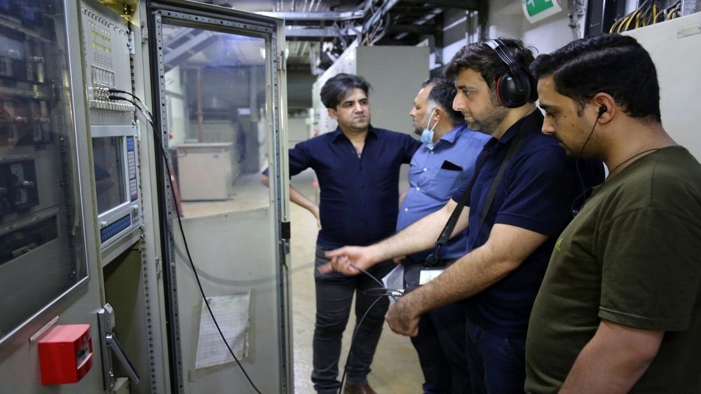 تست های پایش وضعیت تجهیزات نیروگاه سد  مسجدسلیمان