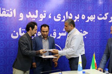 برای نخستین بار در جهان "طرح حذف شوری آب با استفاده از توپ های بتنی جاذب مواد شوری " در شرکت آب جنوب شرق عملیاتی می شود