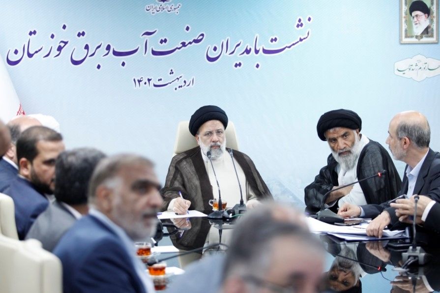 بازدید رئیس جمهور از رصدخانه آب و انرژی سازمان آب و برق خوزستان