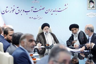 بازدید رئیس جمهور از رصدخانه آب و انرژی سازمان آب و برق خوزستان