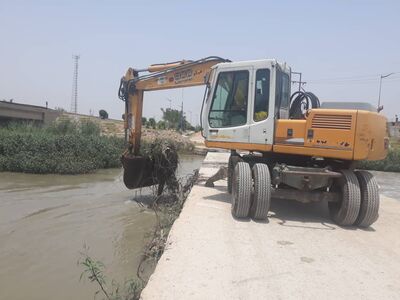پاکسازی و رفع انسداد دهانه لوله پل کنار گذر شاوور